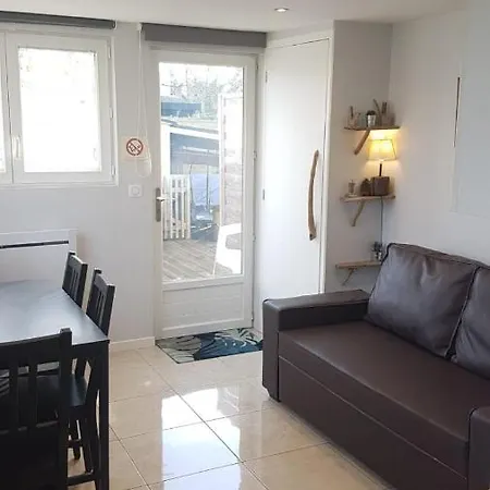 Maisonnette Bois Flottes Vakantiehuis Salles (Gironde)