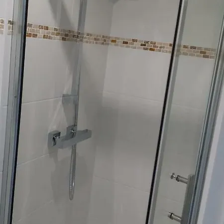 Maisonnette Bois Flottes 펜션 살레