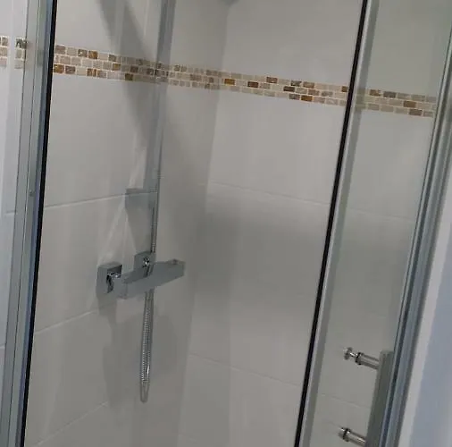 Maisonnette Bois Flottes بيت للعطل ساليس